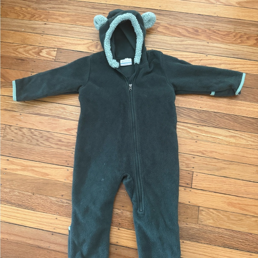 Columbia 12-18 mo Sherpa bunting onesie